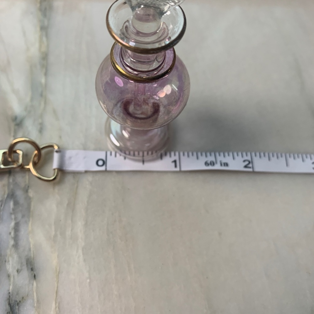 2202 Elegant Pink Glass Mini Perfume Bottle - Picture 4 of 7